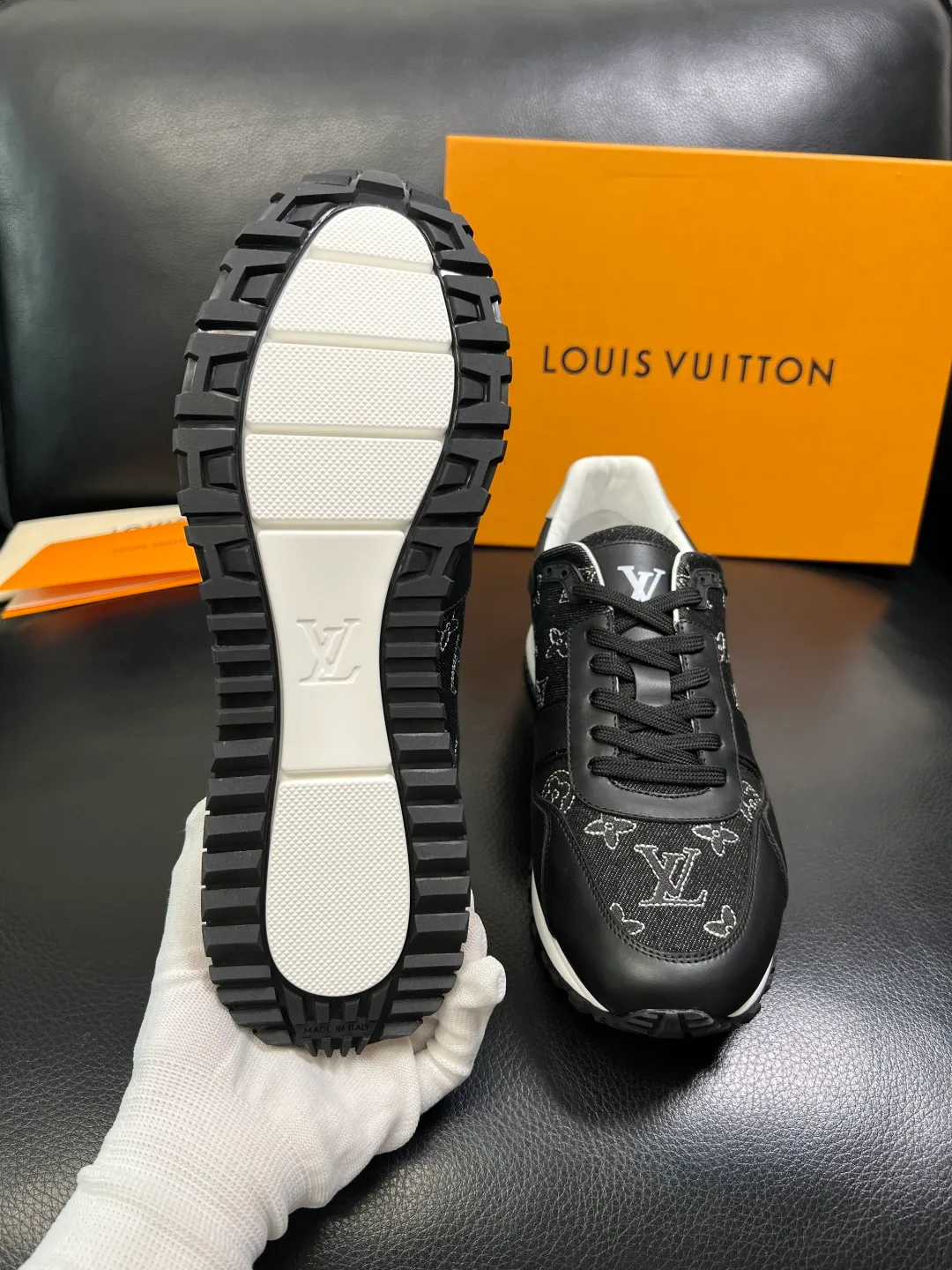 Men's shoes 💰740 Lv high quality top handicrafts Louis Vuitton, counters are equipped with the original factory, the uppers are imported from Italy, high-quality splicing colorful complex crafts, imported cowhide lining is soft and comfortable, soles: original soles specially provided by the original factory, T men's shoes 💰U exclusive movable molded soles are super comfortable, original factory single goods, code number 39-44 (customized 45)